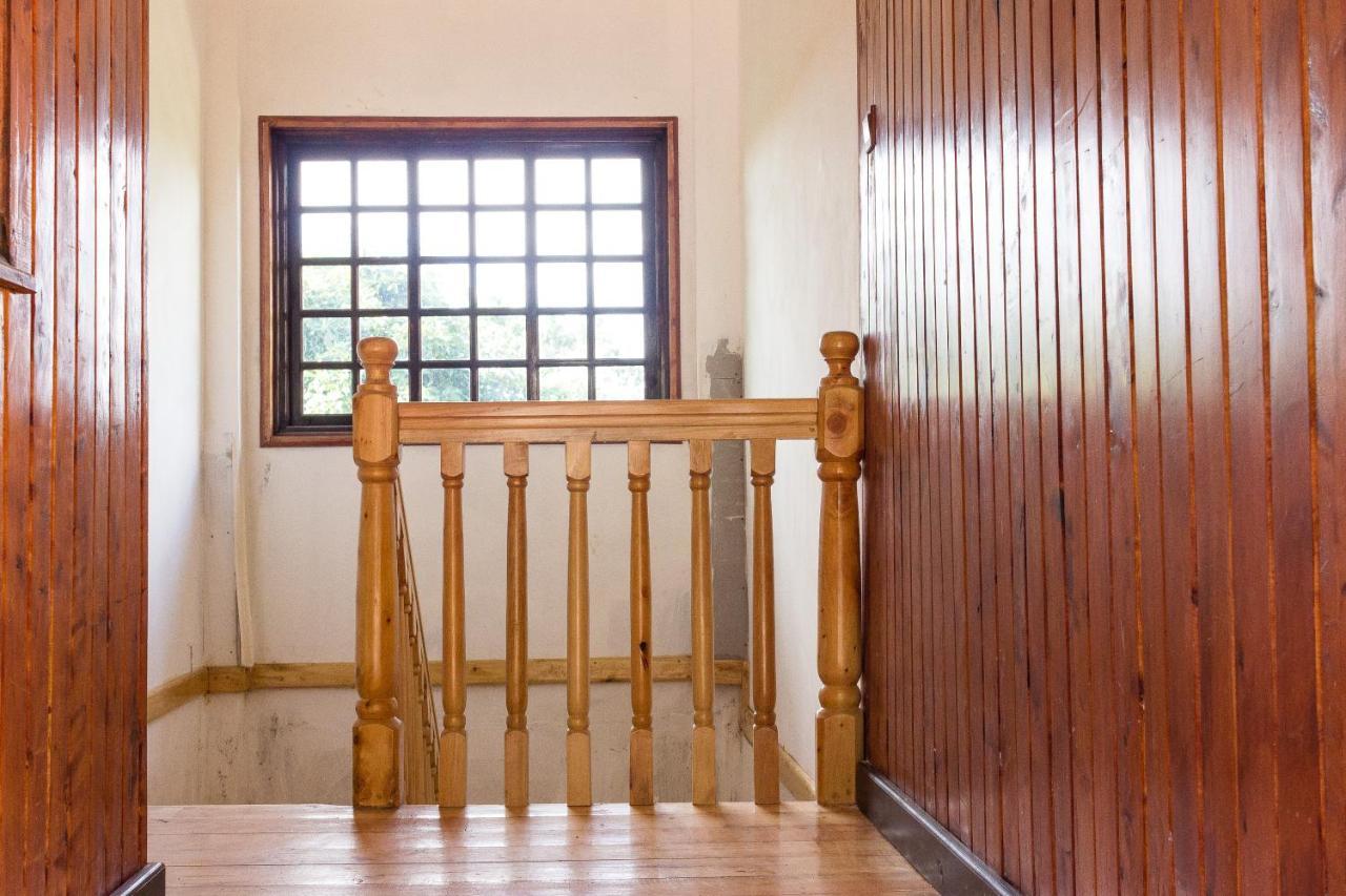 Kuniville Guest House Ньєрі Екстер'єр фото