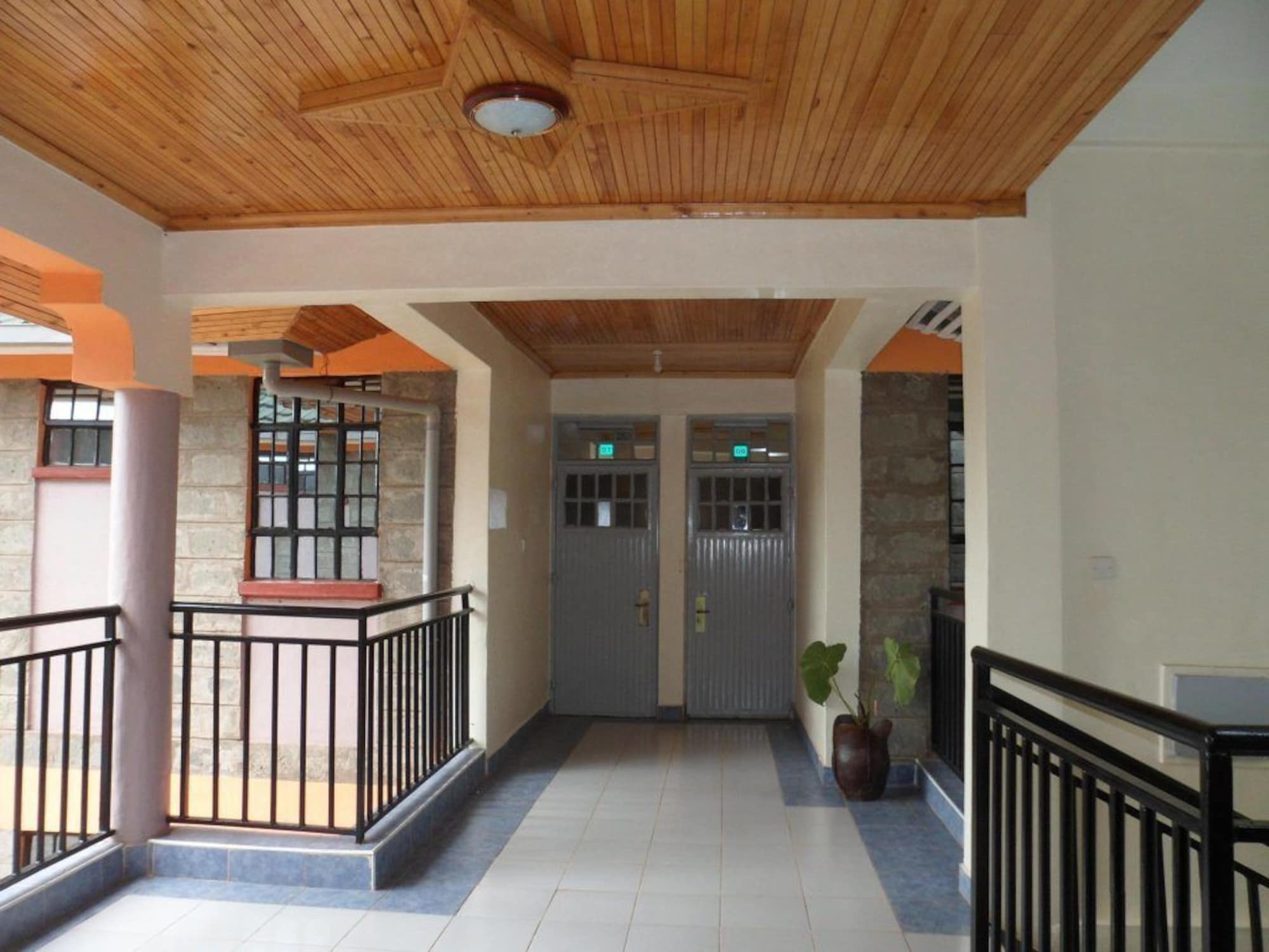 Kuniville Guest House Ньєрі Екстер'єр фото